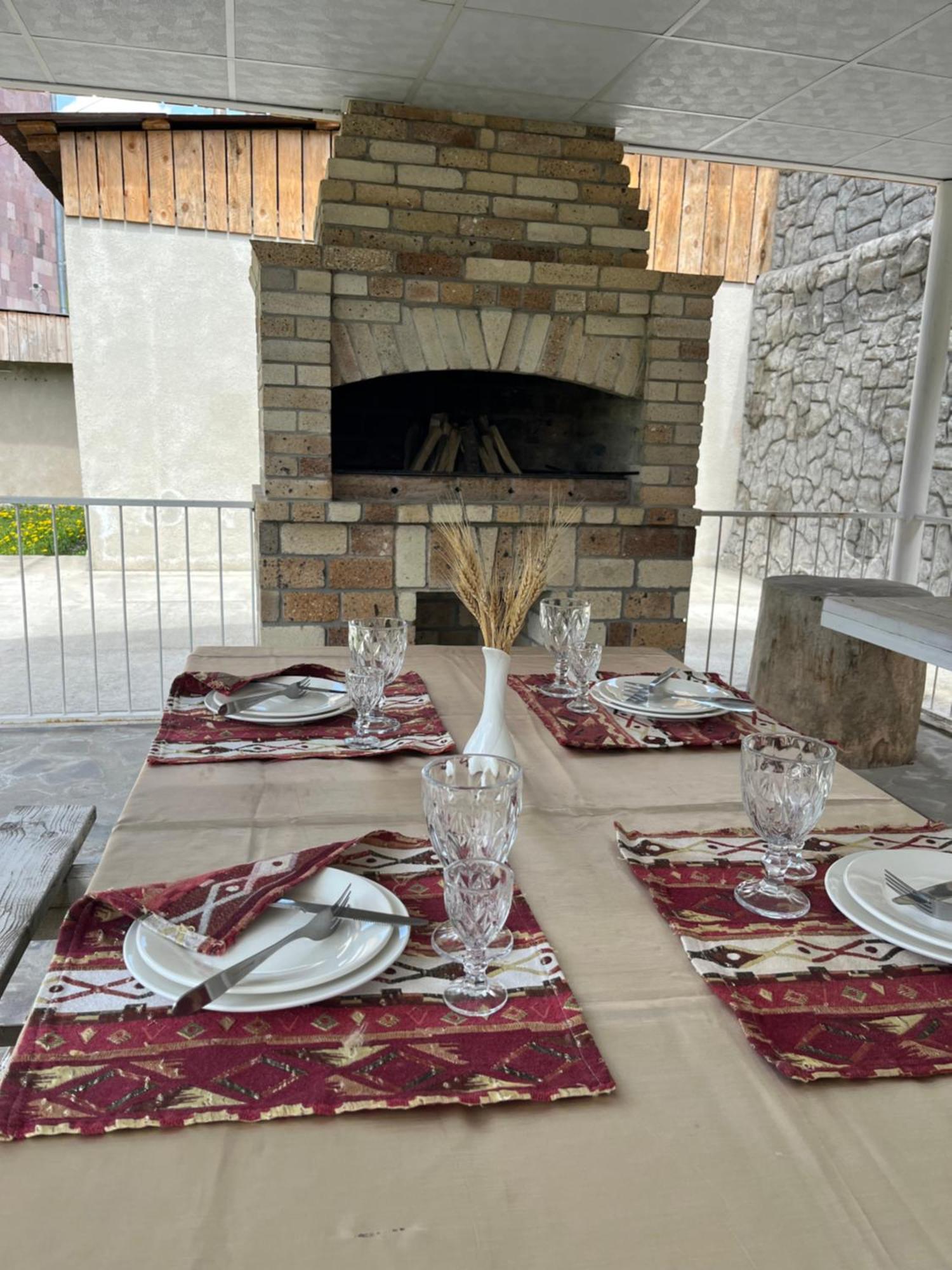 Diligence Hotel&restaurant Dilijan Exterior foto